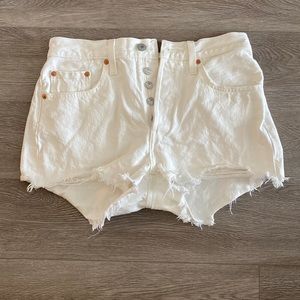 Levi's 501 High Waisted White Shorts Size 28